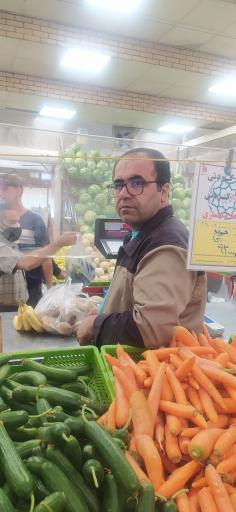 بازار میوه و تره بار زیبادشت