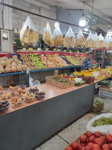 عکس 3 — بازارچه ولیعصر