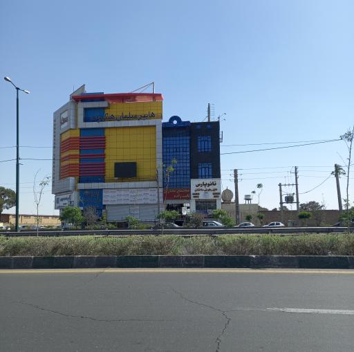 عکس 2 — مجتمع تجاری ثابت زاده