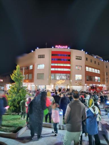 عکس 4 — مجتمع تجاری نگین