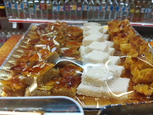 عکس 10 — قنادی و عرقیات طالبی
