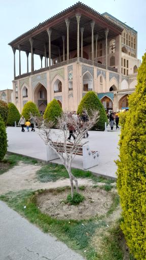 عکس 6 — عمارت عالی قاپو