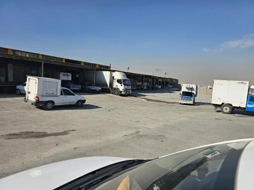 عکس 4 — بازار خاکی