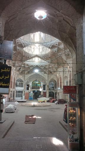 عکس 7 — تیمچه بزرگ بازار قم