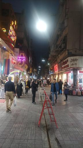 عکس 2 — بازار پارچه و پوشاک کوچه برلن