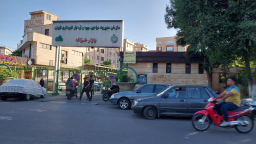 عکس 2 — بازار روز میوه و تره بار خزانه