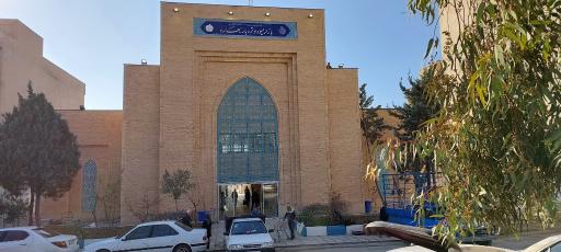 عکس 2 — بازار میوه و تره بار بهاره
