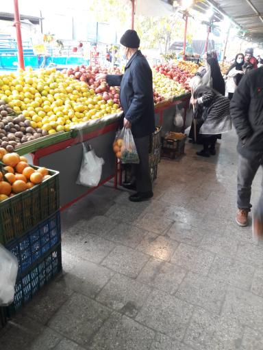 عکس 3 — بازار میوه تره بار هفت چنار