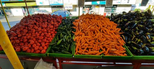 عکس 4 — بازار میوه تره بار هفت چنار