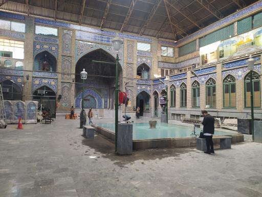عکس 1 — مسجد حاج سید عزیزالله