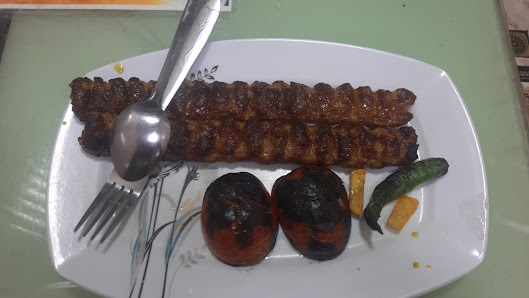 عکس 3 — رستوران باغی
