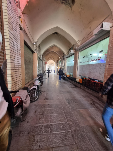 عکس 2 — بازارچه حاج محمدجعفر