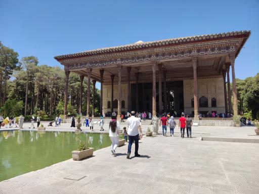 عکس 3 — کاخ چهل ستون