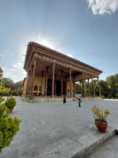 عکس 7 — کاخ چهل ستون