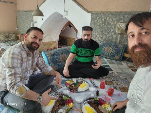 عکس 4 — سفره خانه کلبه آبشار