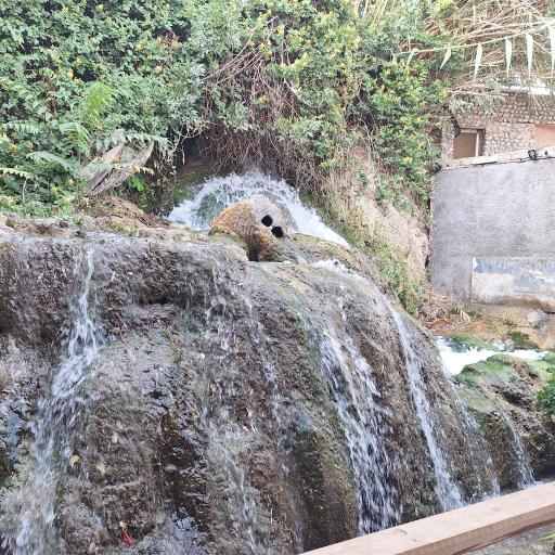 عکس 5 — سفره خانه کلبه آبشار