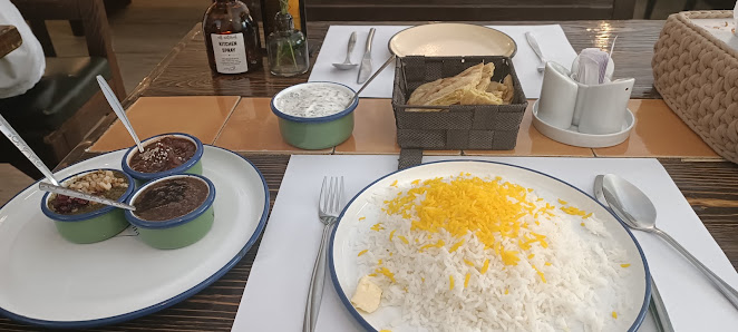 عکس 9 — رستوران گیلانه