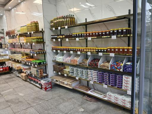 عکس 4 — لبنیاتی و بستنی سنتی آذربایجان