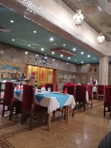 عکس 10 — رستوران مهمانسرای عباسی