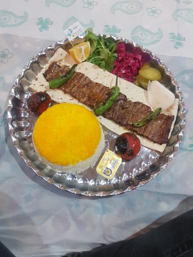 عکس 10 — سفره خانه سنتی شهریار