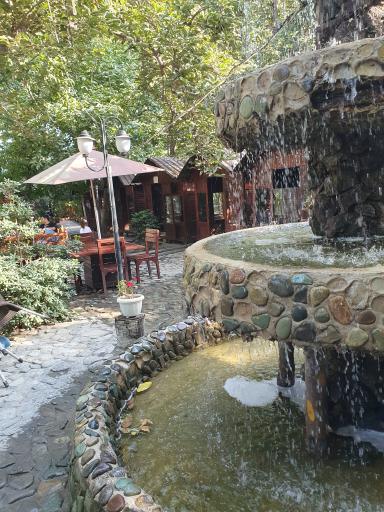 عکس 9 — باغ رستوران شادی