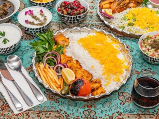 عکس 3 — آشپزخانه حکیمی