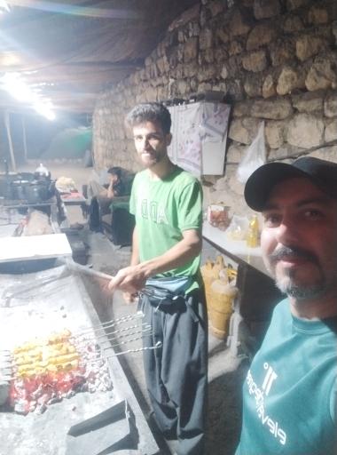 عکس 6 — سفره خانه سنتی سیروان