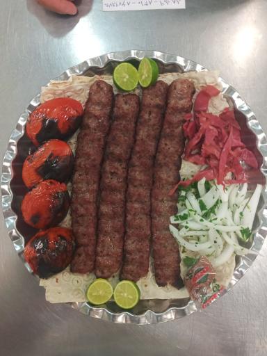 عکس 4 — کترینگ و بیرون بر رضوان