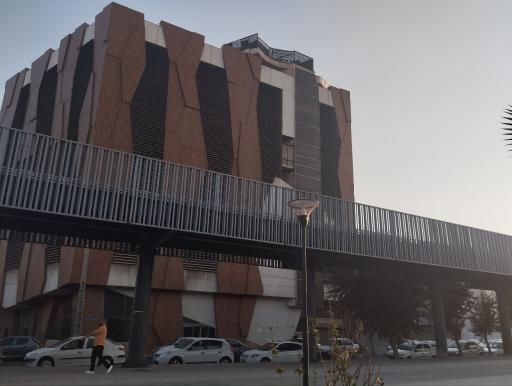 عکس 2 — بازار موبایل ایران 2