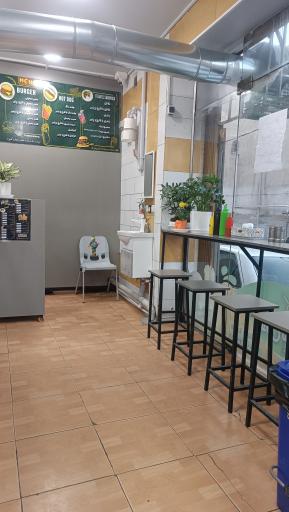 عکس 3 — ساندویچ و فلافل کارون