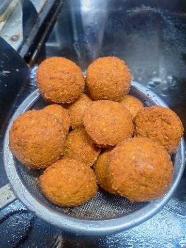 عکس 3 — فست فود ارغوان