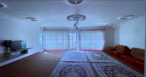 عکس 8 — اقامتگاه دیوەخان
