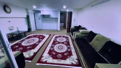 عکس 9 — اقامتگاه دیوەخان