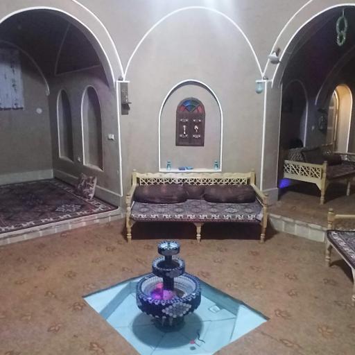 عکس 9 — اقامتگاه مهروماه