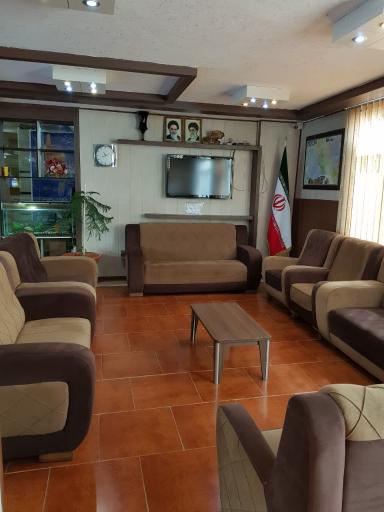 عکس 5 — مهمانسرای خانه کارگر