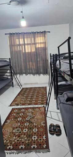 عکس 3 — خوابگاه امیران صادقیه