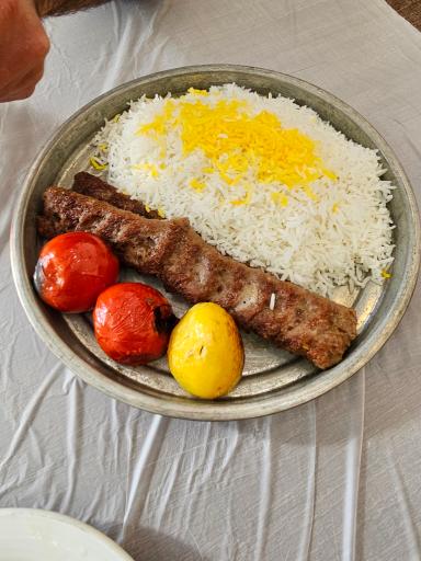 عکس 5 — رستوران بره سفید