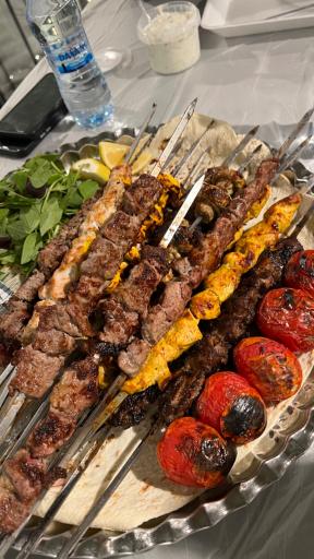 عکس 8 — مطعم لاری شعبه ۳