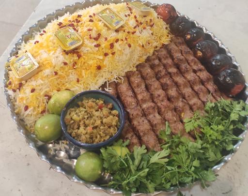رستوران و سفره خانه سنتی دلنشین