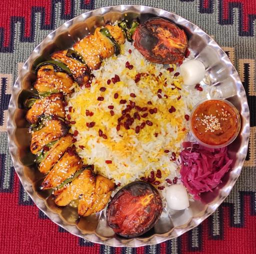عکس 5 — رستوران و سفره خانه سنتی دلنشین