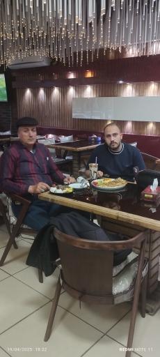 عکس 4 — کافه رستوران چکمه