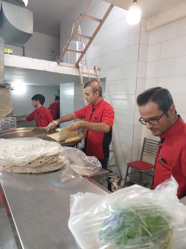 عکس 4 — کباب و بریان عبدالهی