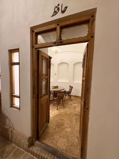 عکس 2 — رستوران مرشدی