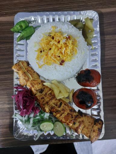 عکس 2 — تهیه غذای زرین مهر