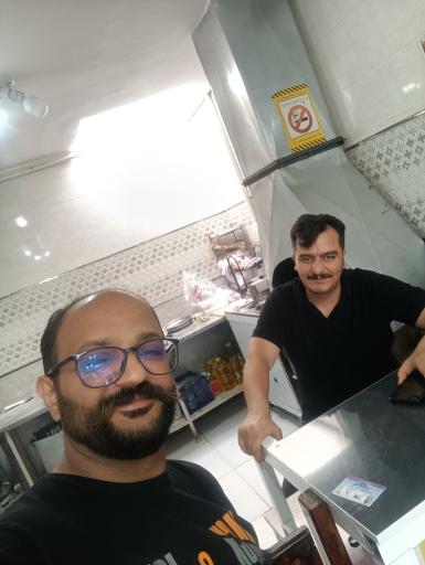 عکس 2 — رستوران حسینی