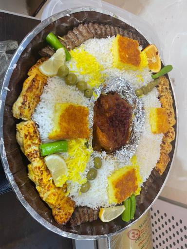 عکس 3 — رستوران و تهیه غذای مهدیس