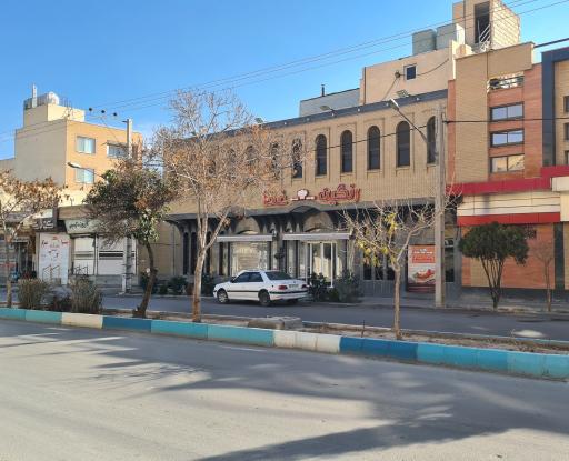 عکس 1 — رستوران رنگین غذا