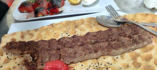 عکس 4 — کبابسرای پدیده گلپا