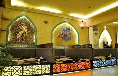 سفره خانه سنتی شب های سرو