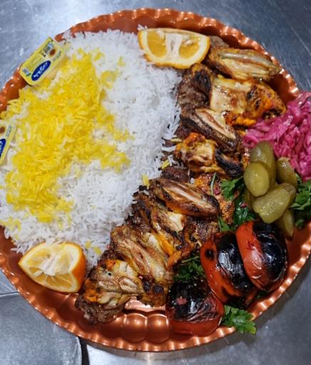 عکس 2 — آشپزخانه و رستوران آشپزباشی